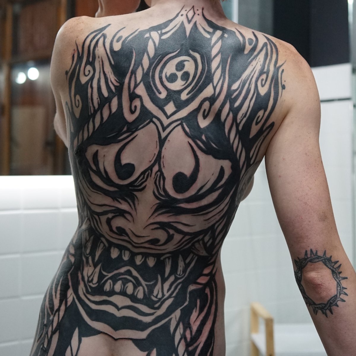 MASK ONI FULL BACK